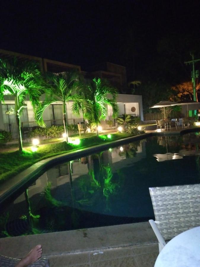 Beach Refuge Apartamento Imbassaí Exterior foto